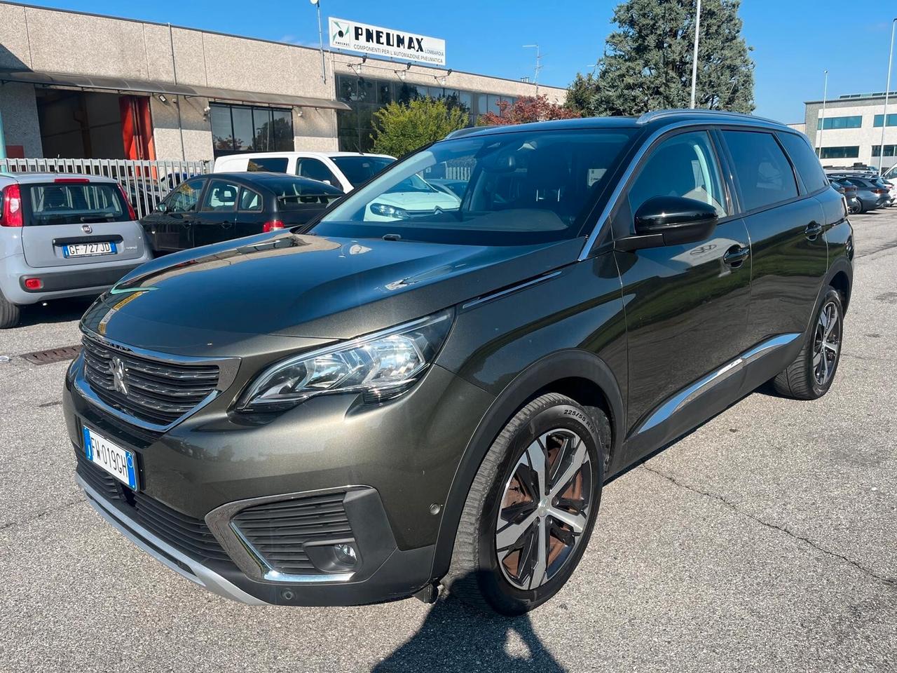 Peugeot 5008 BlueHDi 130 S&S EAT8 Allure