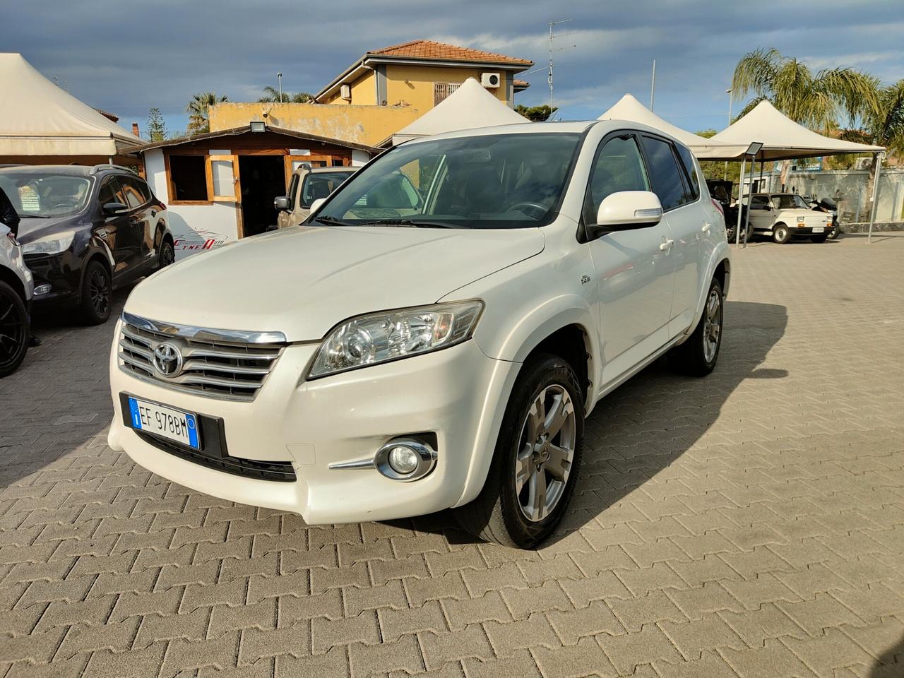 Toyota RAV 4 RAV4 Crossover 2.2 D-Cat 177 CV Executive