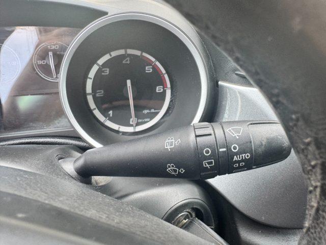 ALFA ROMEO Giulietta 1.6 JTDm-2 105 CV Distinctive