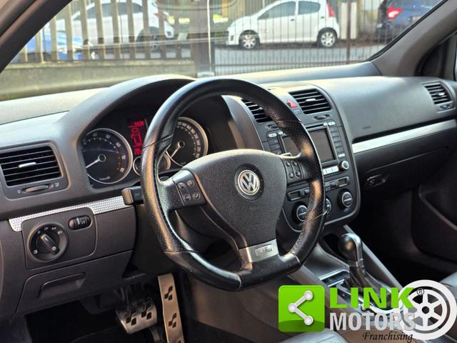 VOLKSWAGEN Golf 3.2 VR6 4mot. 3p. DSG R32