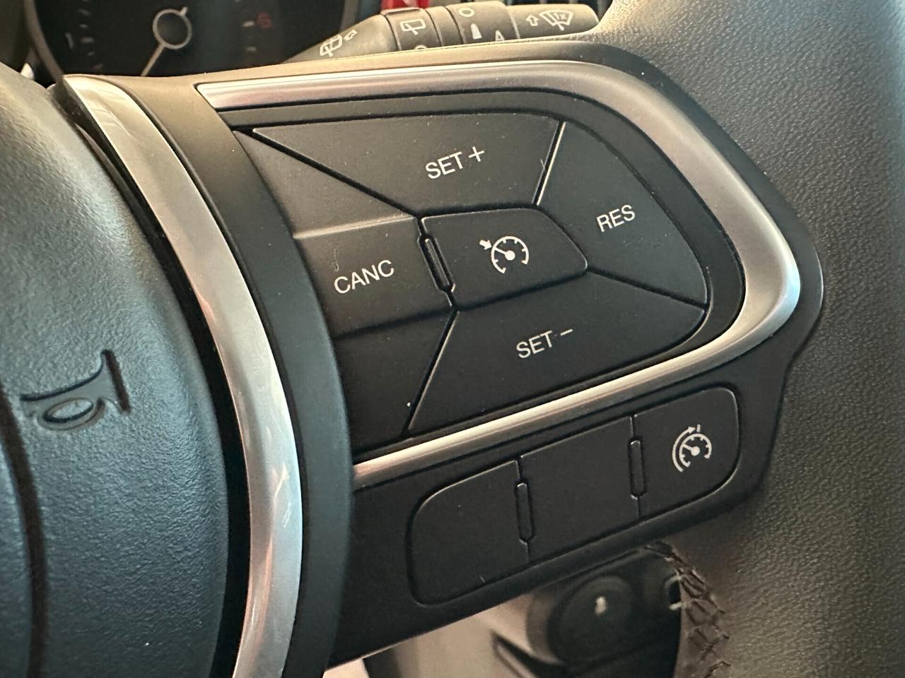 Fiat 500L Living 1.6 M.JET 120 cv. BUSINESS (Nav)