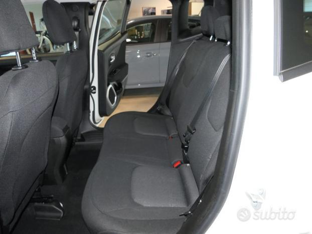 JEEP Renegade 1.6 E-TorQ EVO Sport