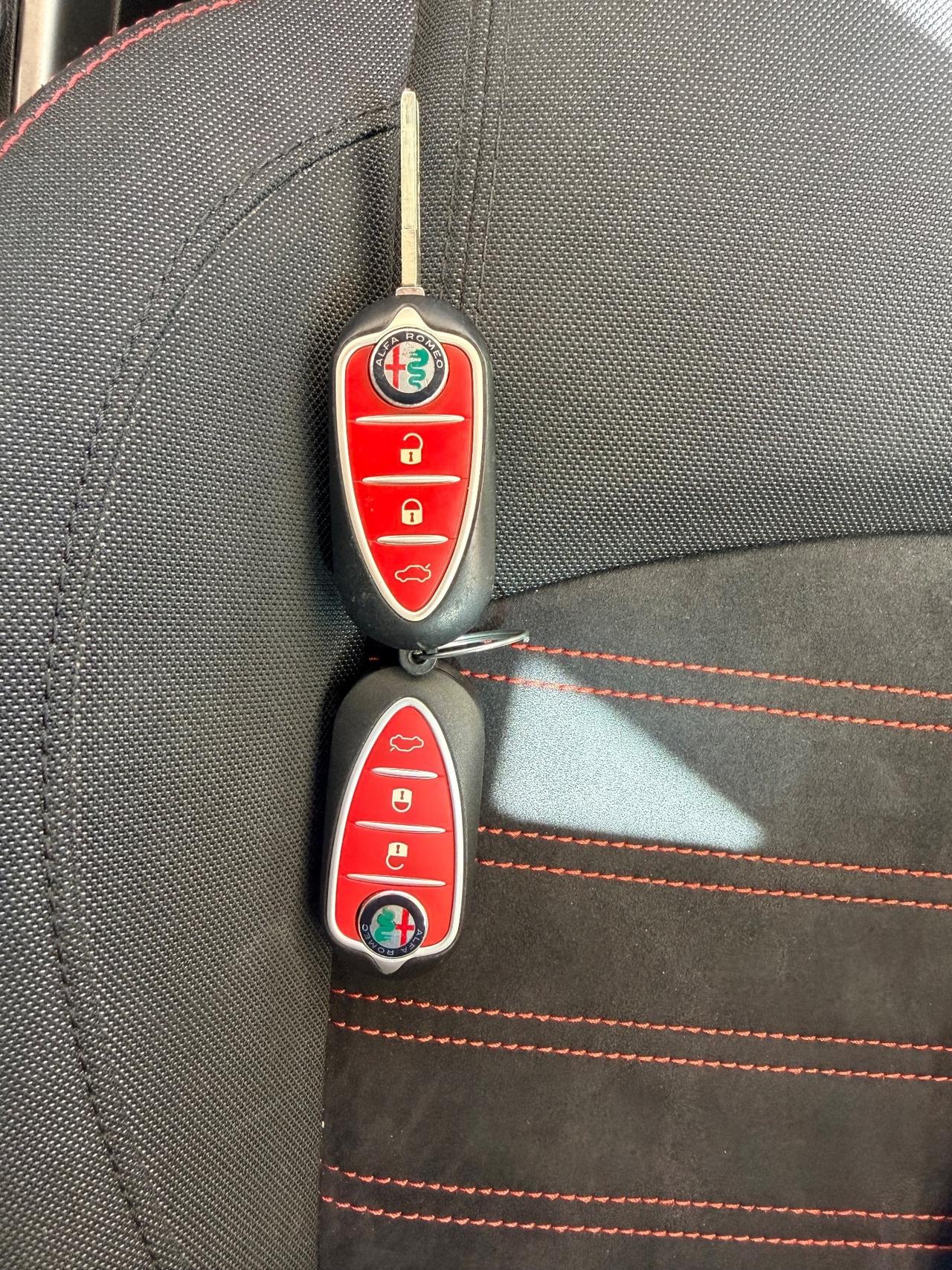 Alfa Romeo MiTo 1.4 78 CV FULL