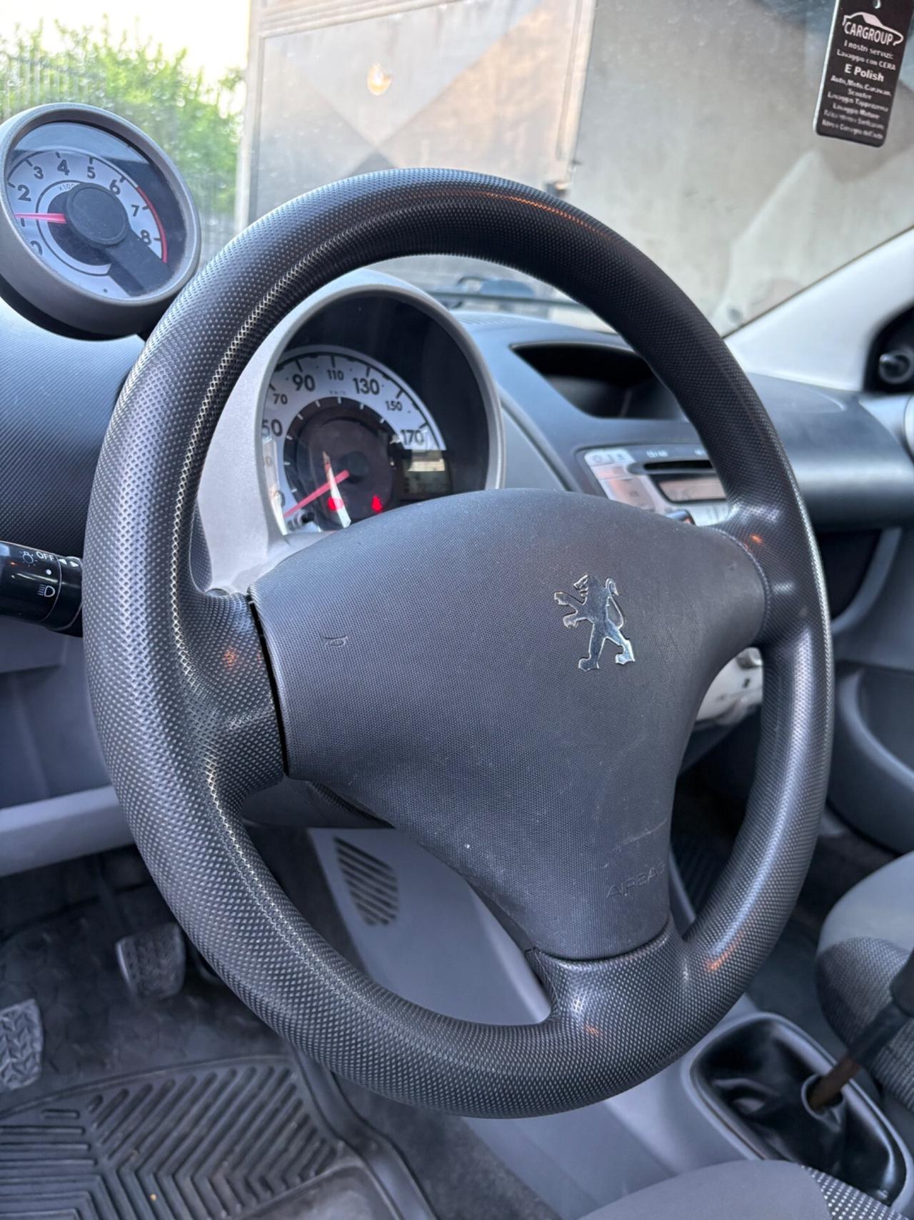 Peugeot 107 1.0 68CV 5p. buonissime condizioni