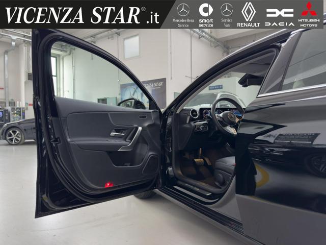 MERCEDES-BENZ A 200 d SPORT AUTOMATIC