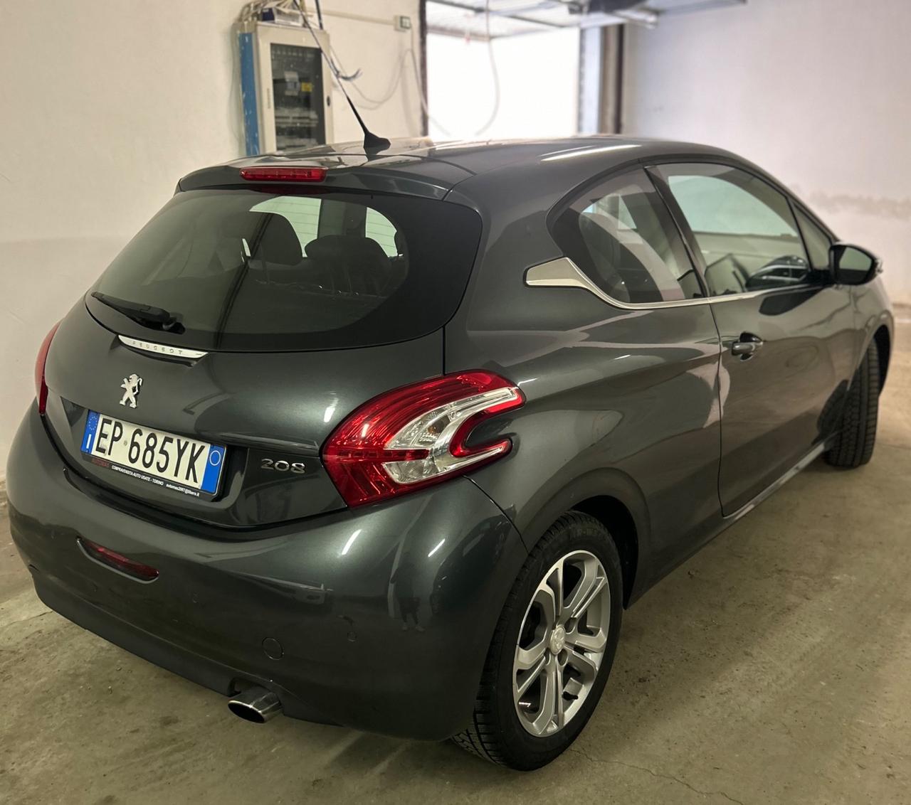 Peugeot 208 1.2 VTi 82 CV 3 porte Allure