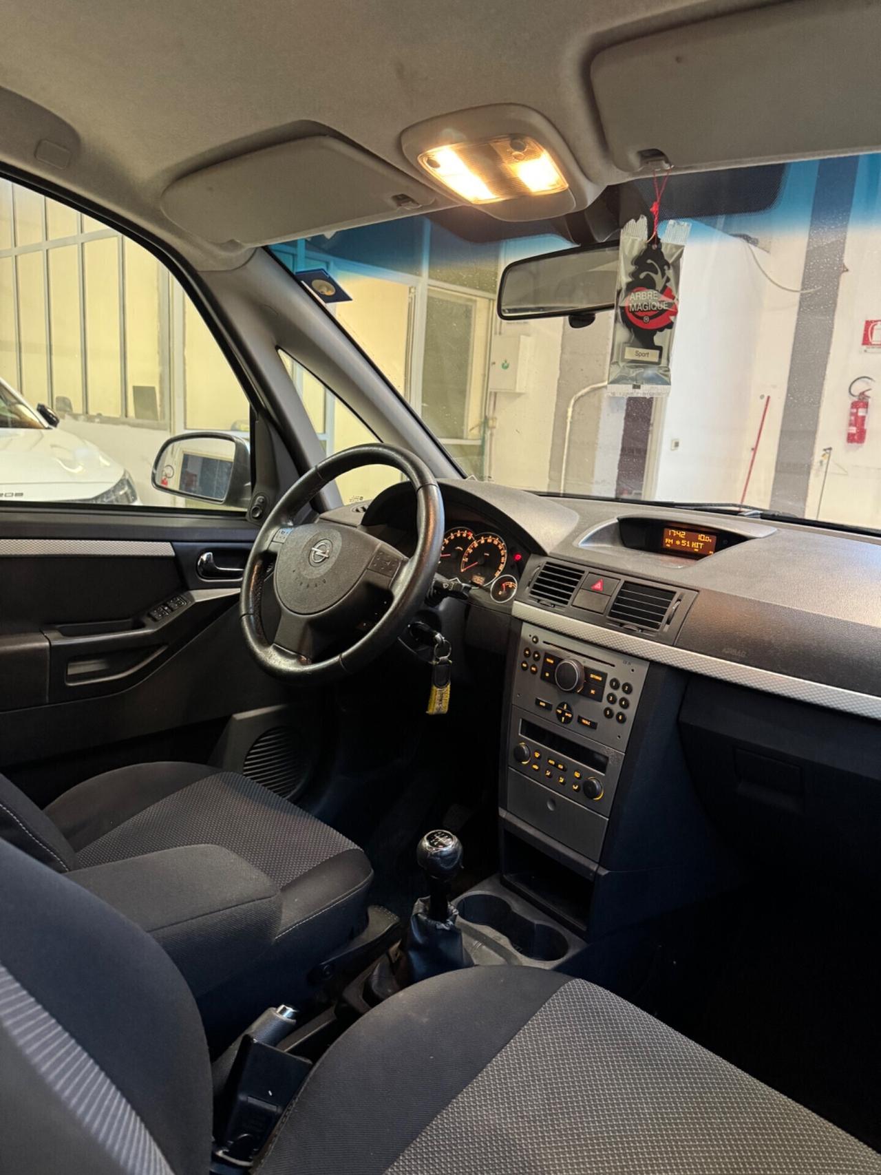 Opel Meriva 1.6 16V Cosmo