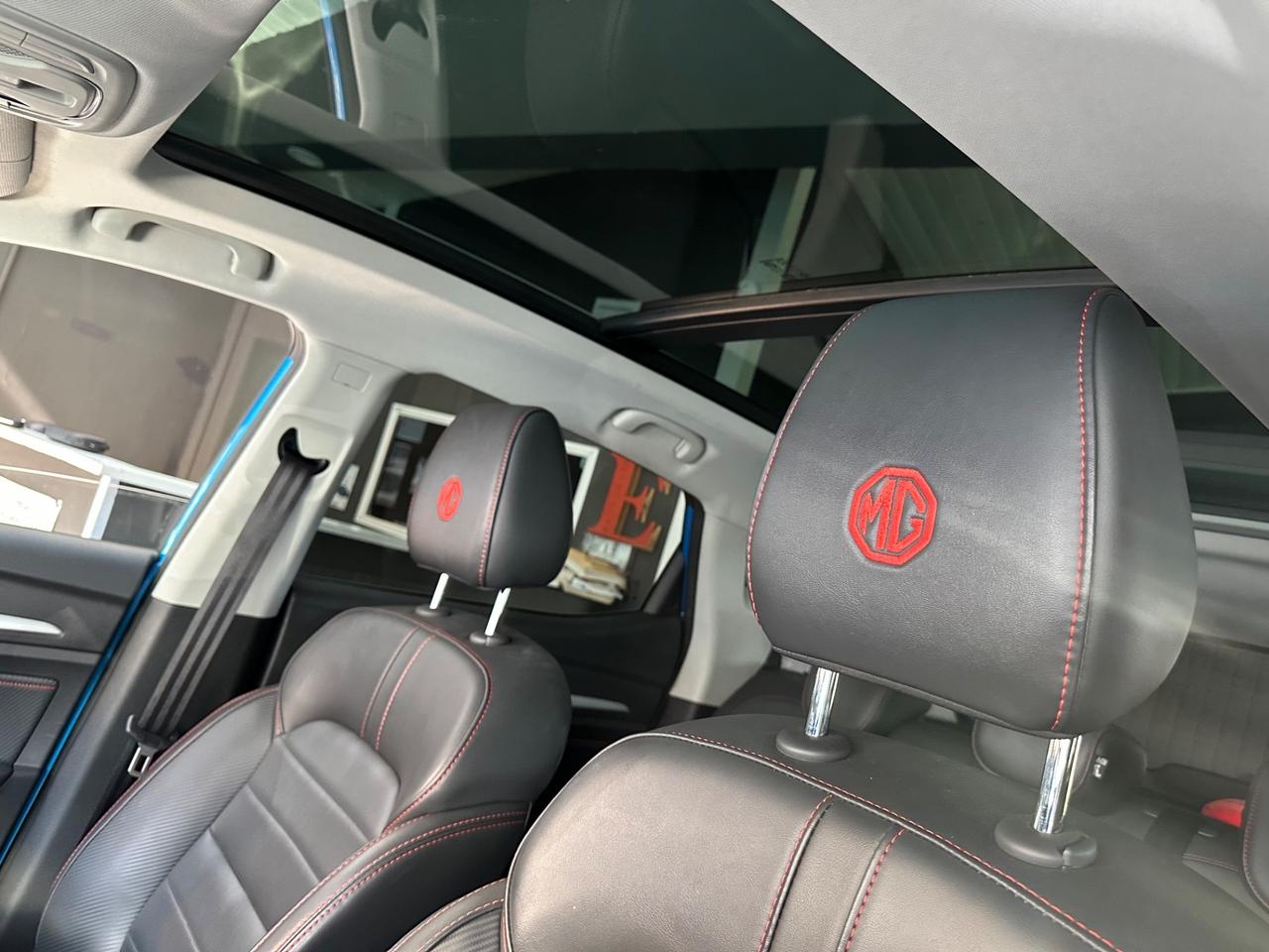 Mg ZS 1.0 LUXURY