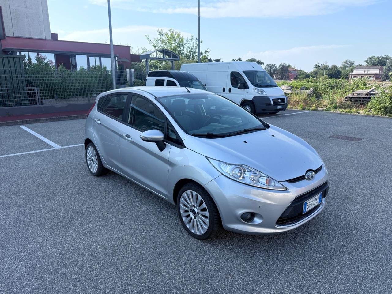 Ford Fiesta 1.4 96CV aut. 5 porte Titanium
