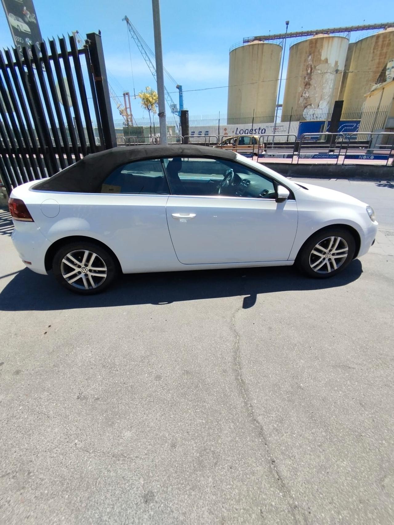Volkswagen Golf Cabriolet 1.6 TDI DPF 3p. Highline