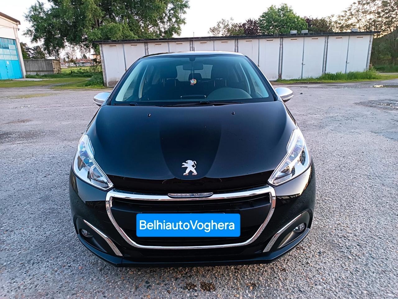 Peugeot 208 2018---1.2 Benzina Neopatentati