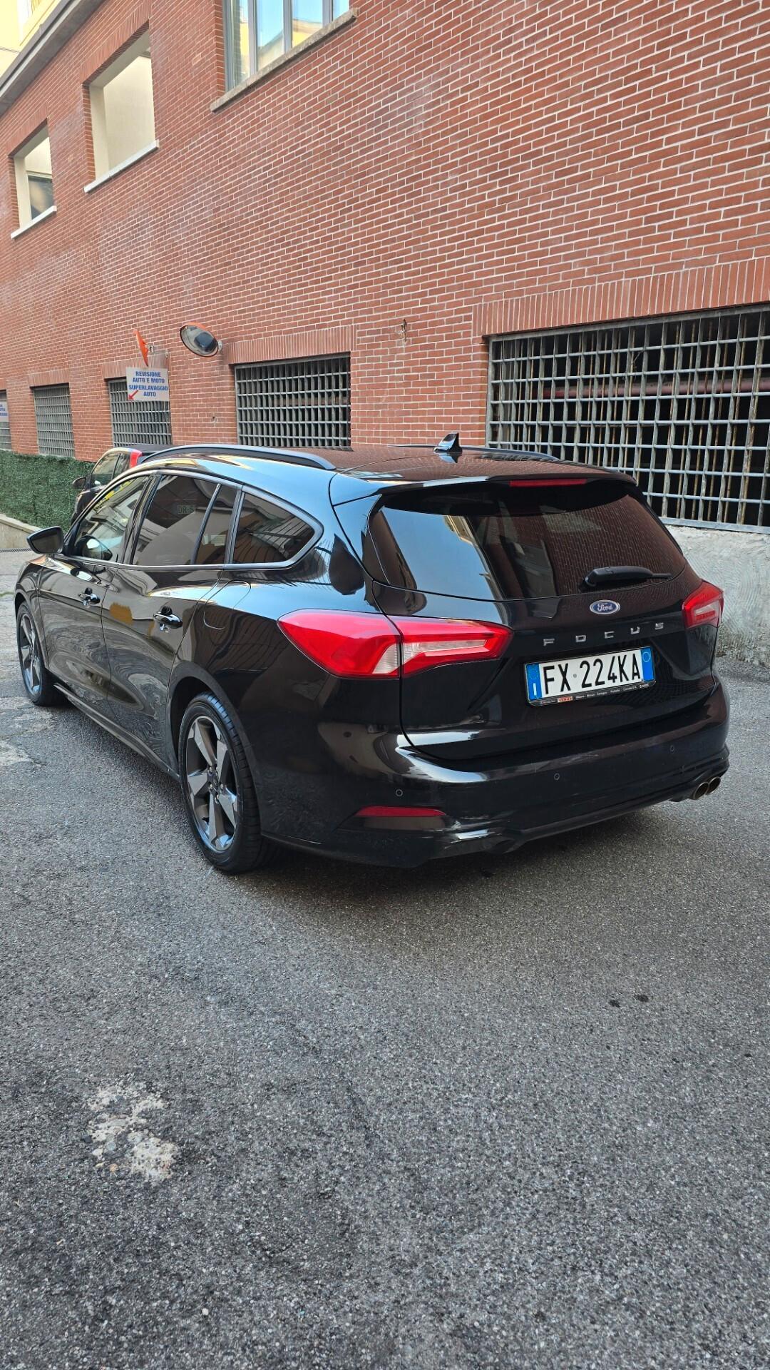 Ford Focus 1.0 EcoBoost 125 CV Start&Stop SW ST Line