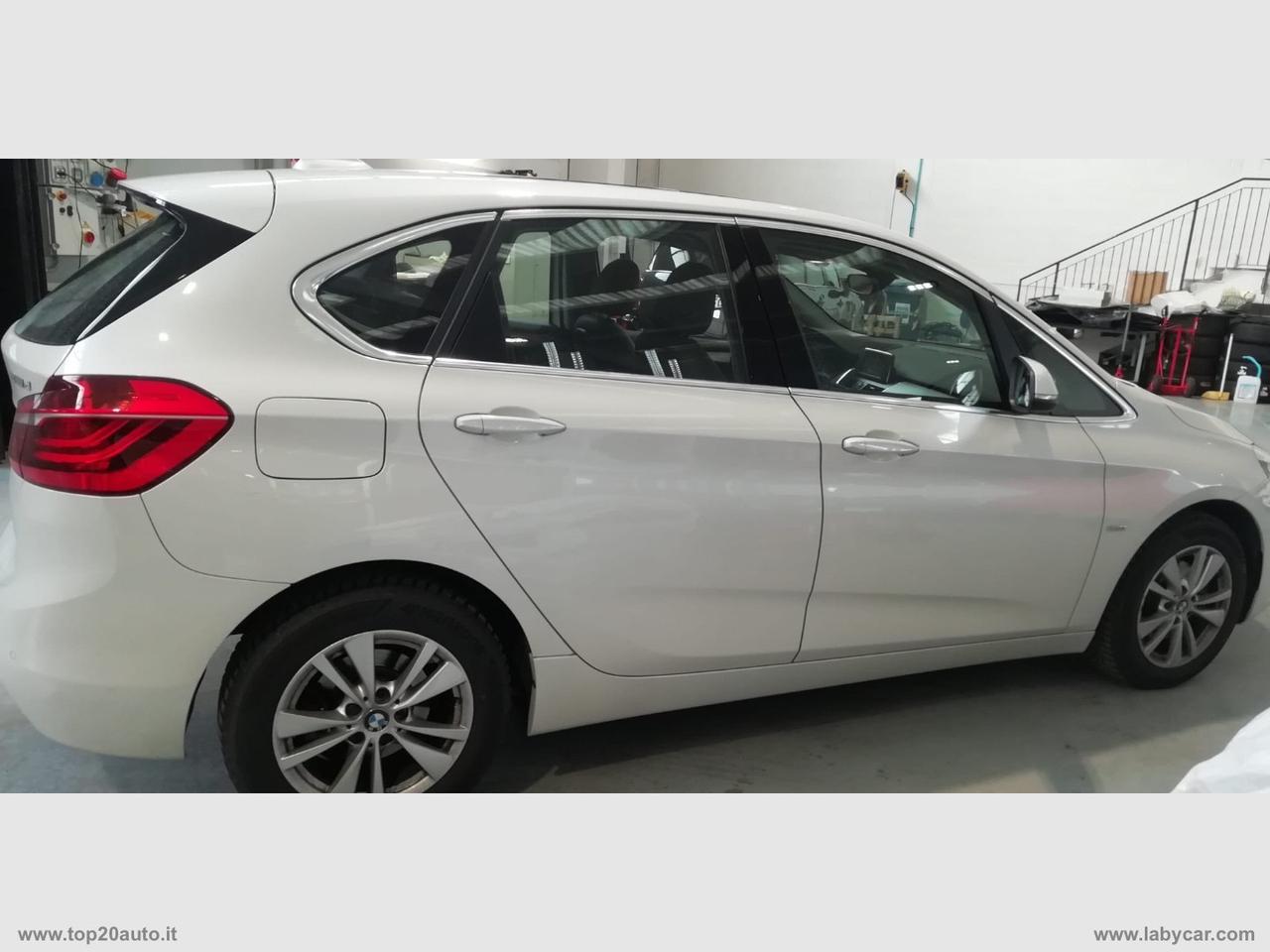 BMW 218d Active Tourer Luxury