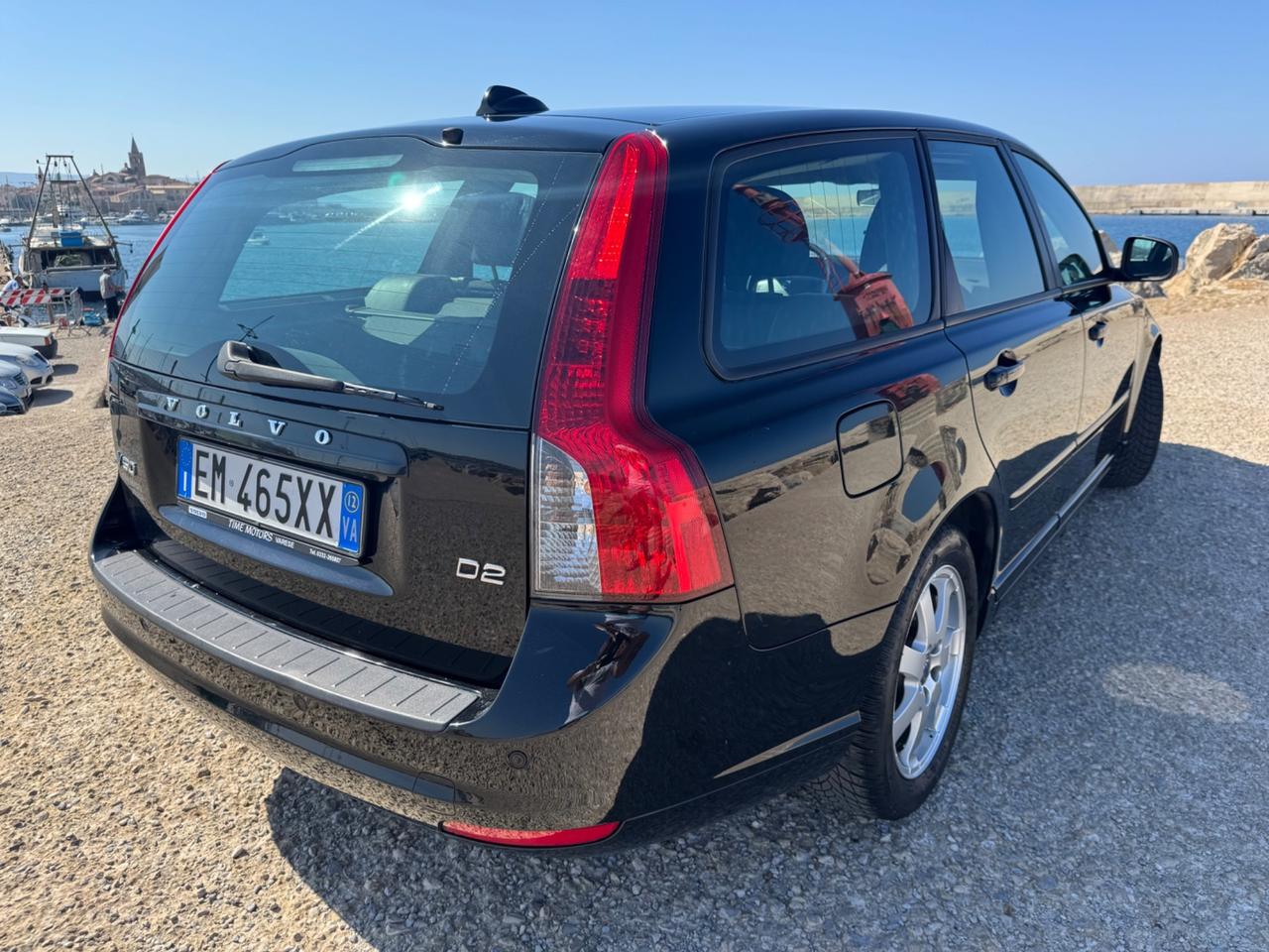 Volvo V50 D2 R-design