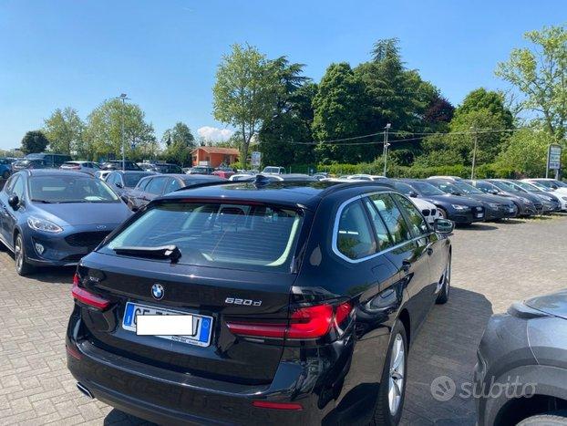 BMW 520 d 48V xDrive Touring Business