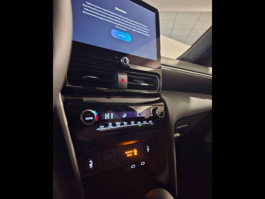 Toyota Yaris Cross 1.5 H Trend FWD e-CVT