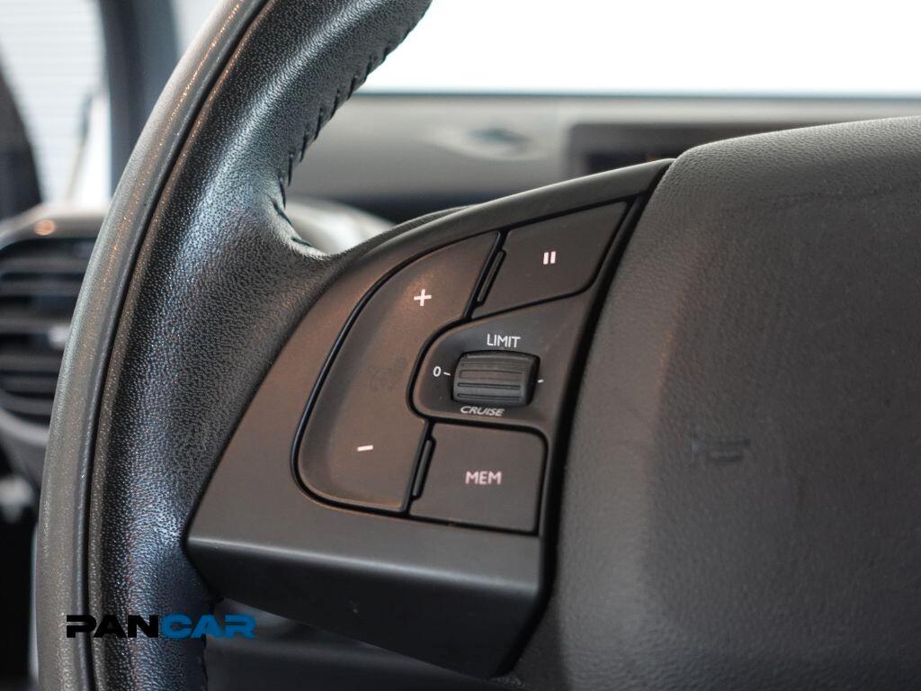 Citroen C4 Cactus BlueHDi 100 Shine