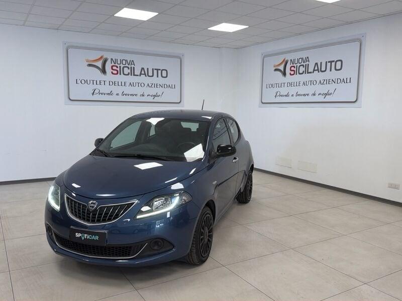 Lancia Ypsilon 1.0 FireFly 70cv S&S Hybrid SILVER