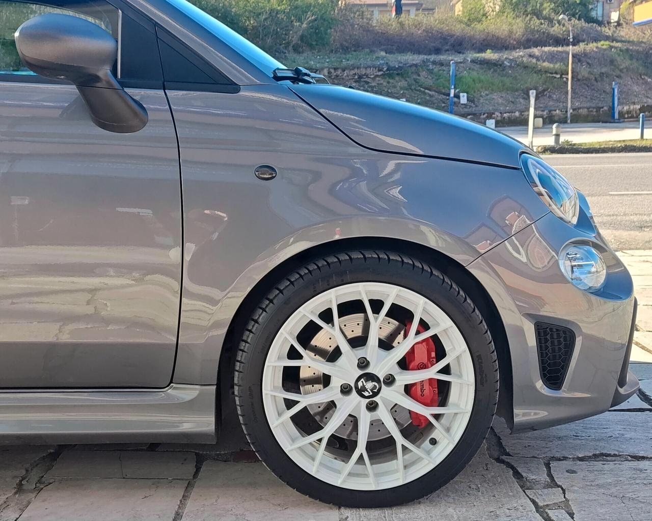 ABARTH 595 1.4 T-JET 180 CV COMPETIZIONE 70° ANNIVERSARIO
