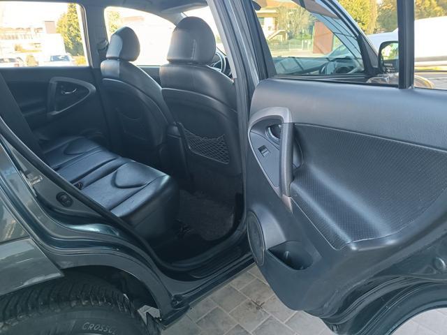 TOYOTA RAV 4 MY23 RAV4 2.2 D-4D 177 CV Luxury