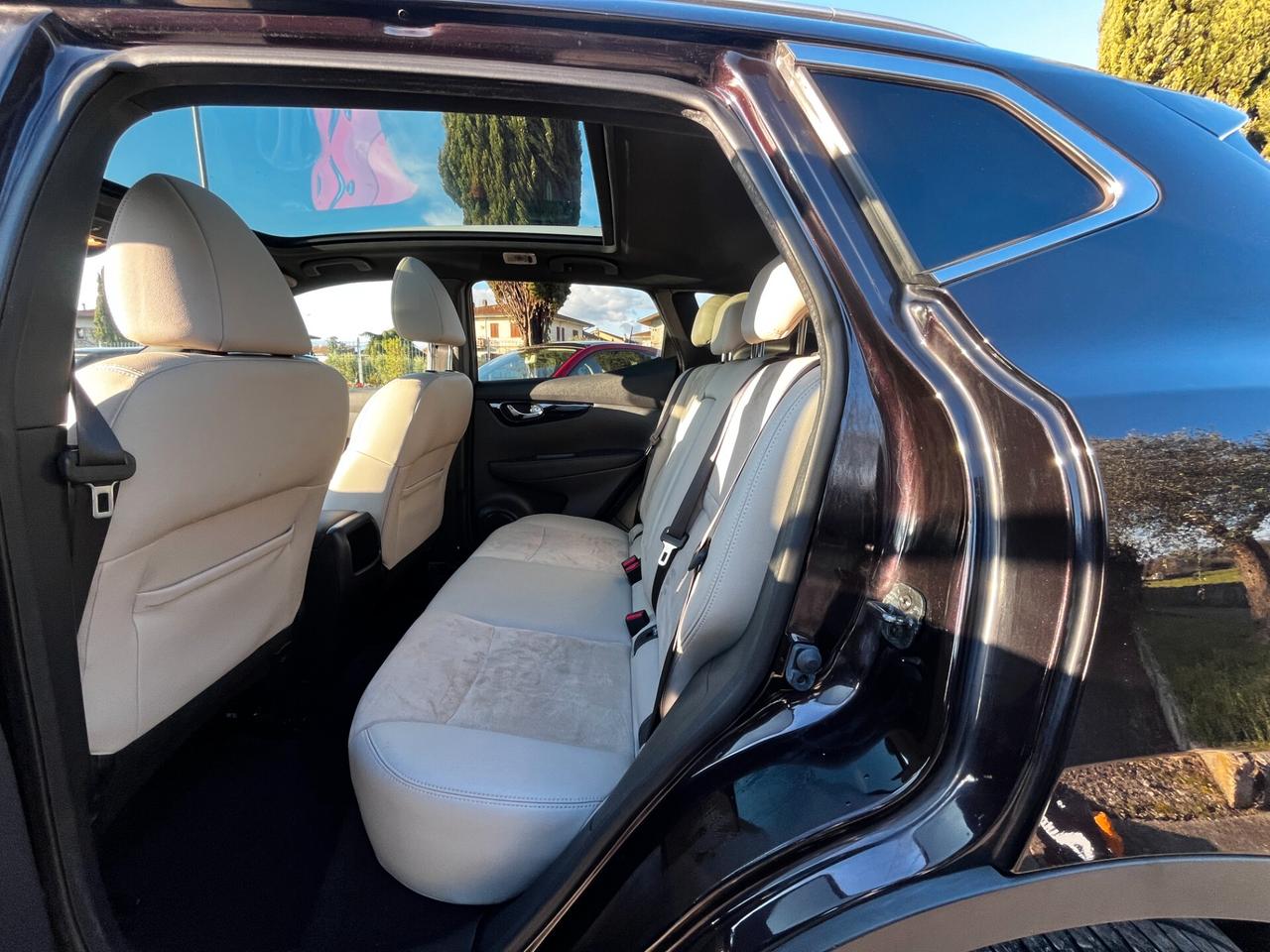 Nissan Qashqai 1.6 dCi 4WD Premier Limited Edition 130 cv