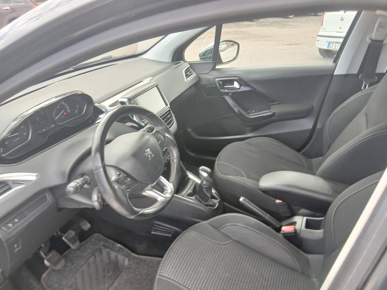 Peugeot 208 BlueHDi 75 5 porte Allure