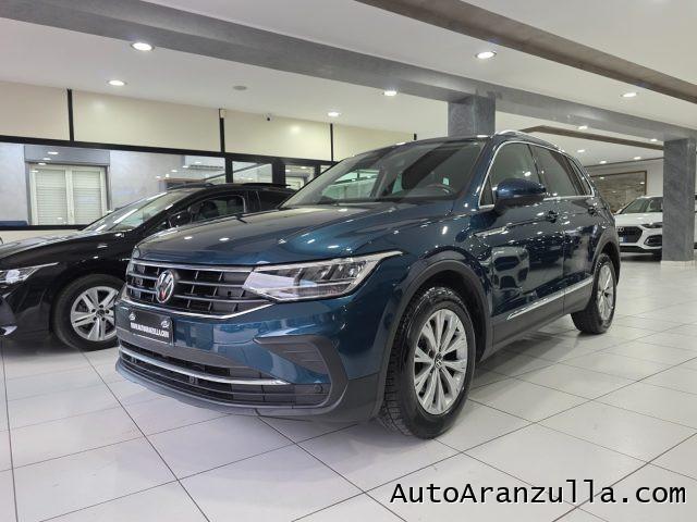 VOLKSWAGEN Tiguan 2.0 TDI 150CV SCR DSG Life Navi - Fari Led