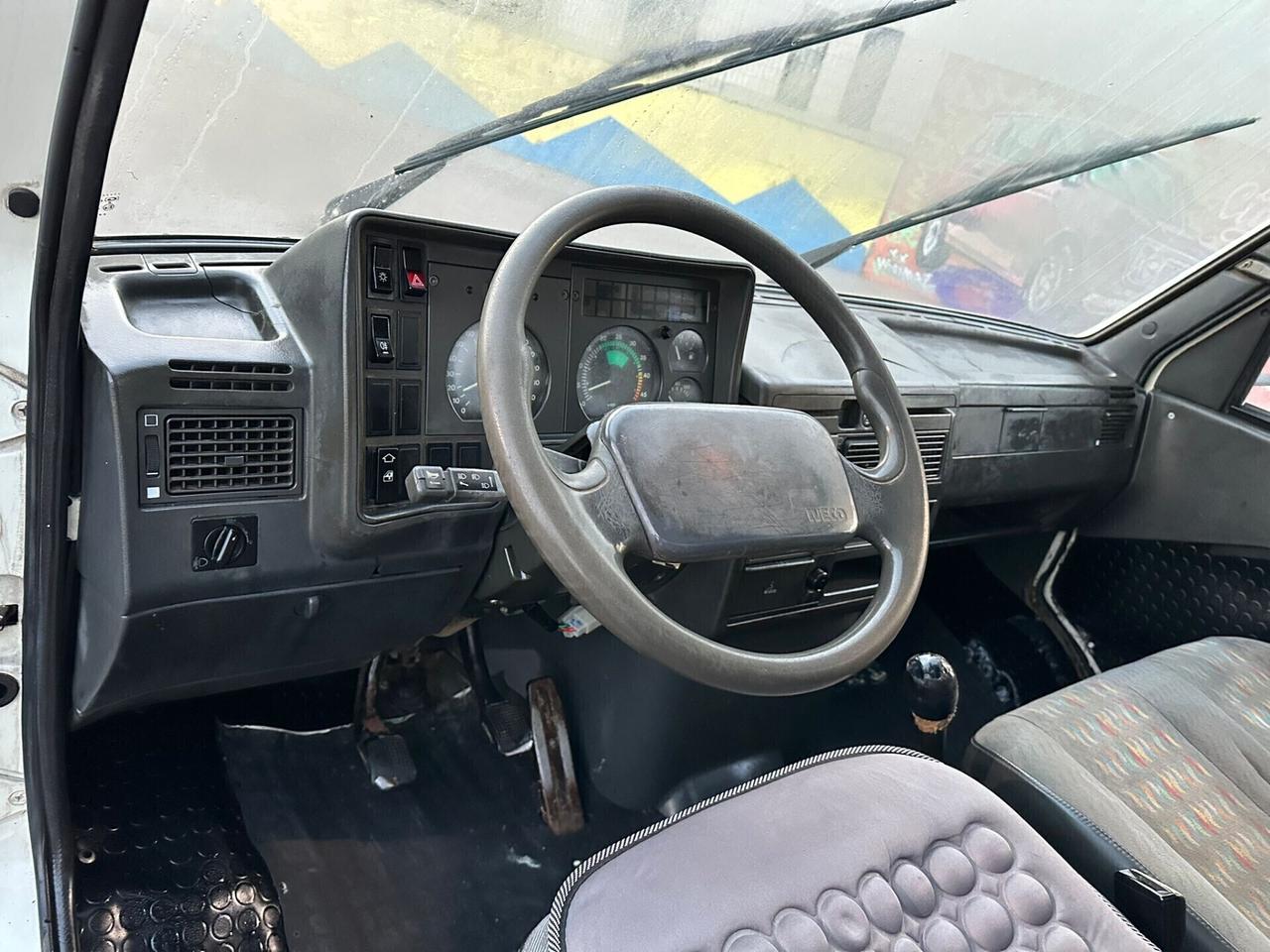 Iveco 35.10 ribaltabile