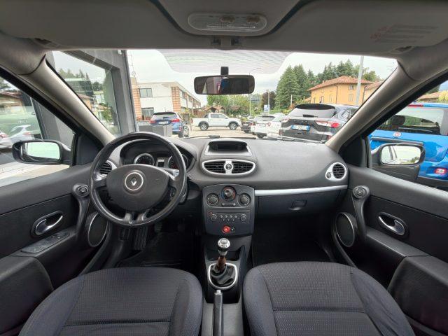 RENAULT Clio 1.2 16V 5 porte Confort X COMMERCIANTI