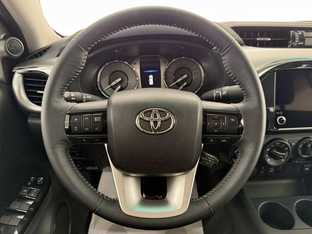 Toyota Hilux Double Cab 2.4 D-4D Lounge A/T