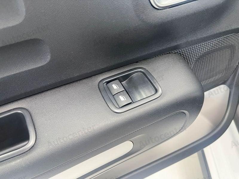 Citroën C3 C3 1.2 puretech Plus s&s 83cv neopatentati