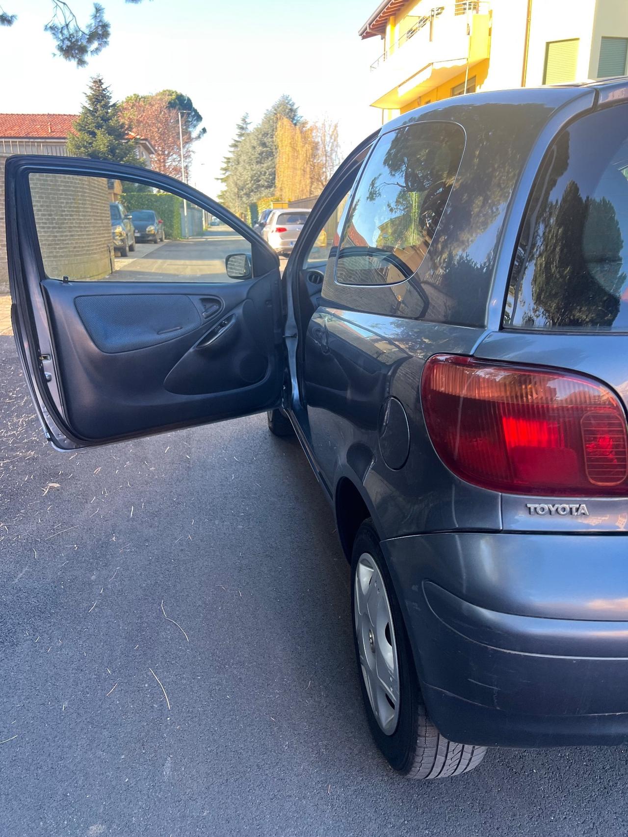 Toyota Yaris 1.4 D-4D 3 porte M-MT Sol