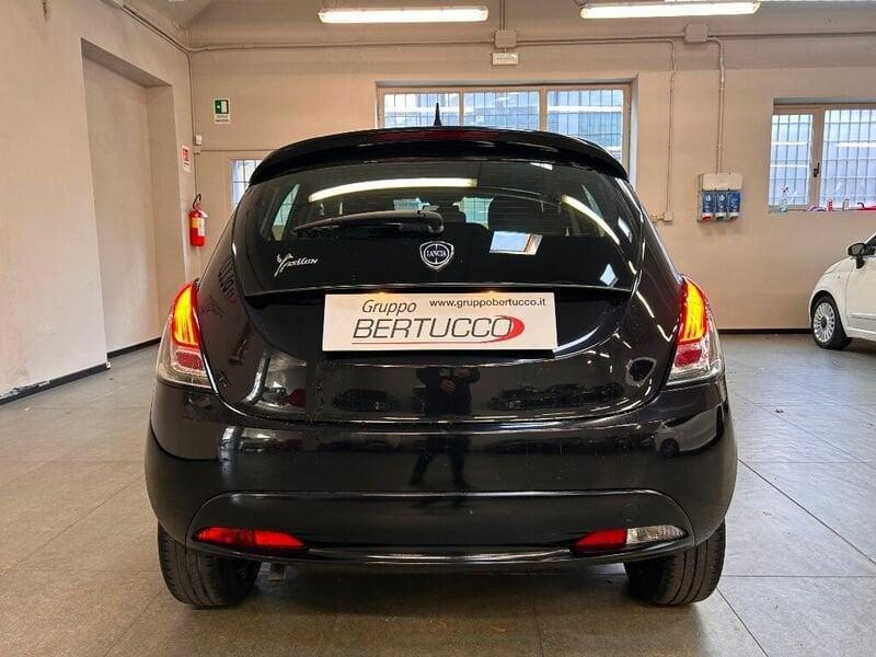 Lancia Ypsilon 1.3 MJT 16V 95 CV 5 porte S&S Silver