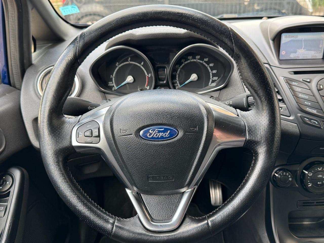 Ford Fiesta 1.5 TDCi 75CV 5 porte ST-Line