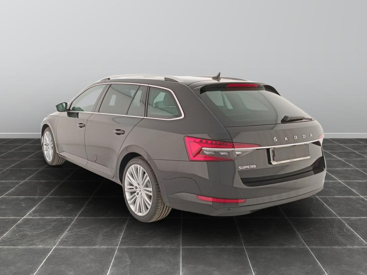 Skoda Superb wagon 2.0 tdi evo scr 200cv style dsg