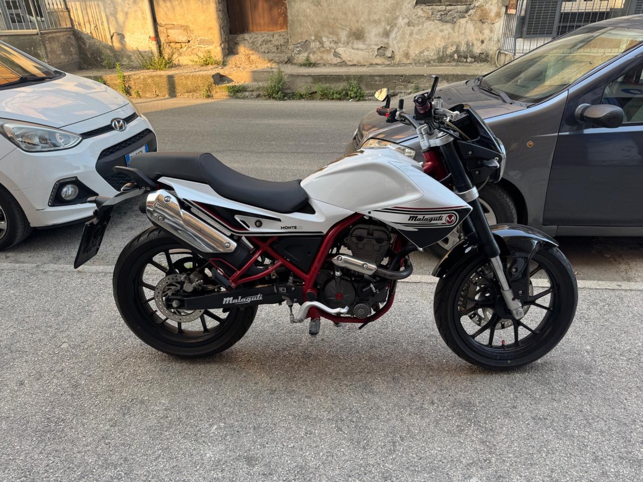 Malaguti Monte Pro 125 Sport
