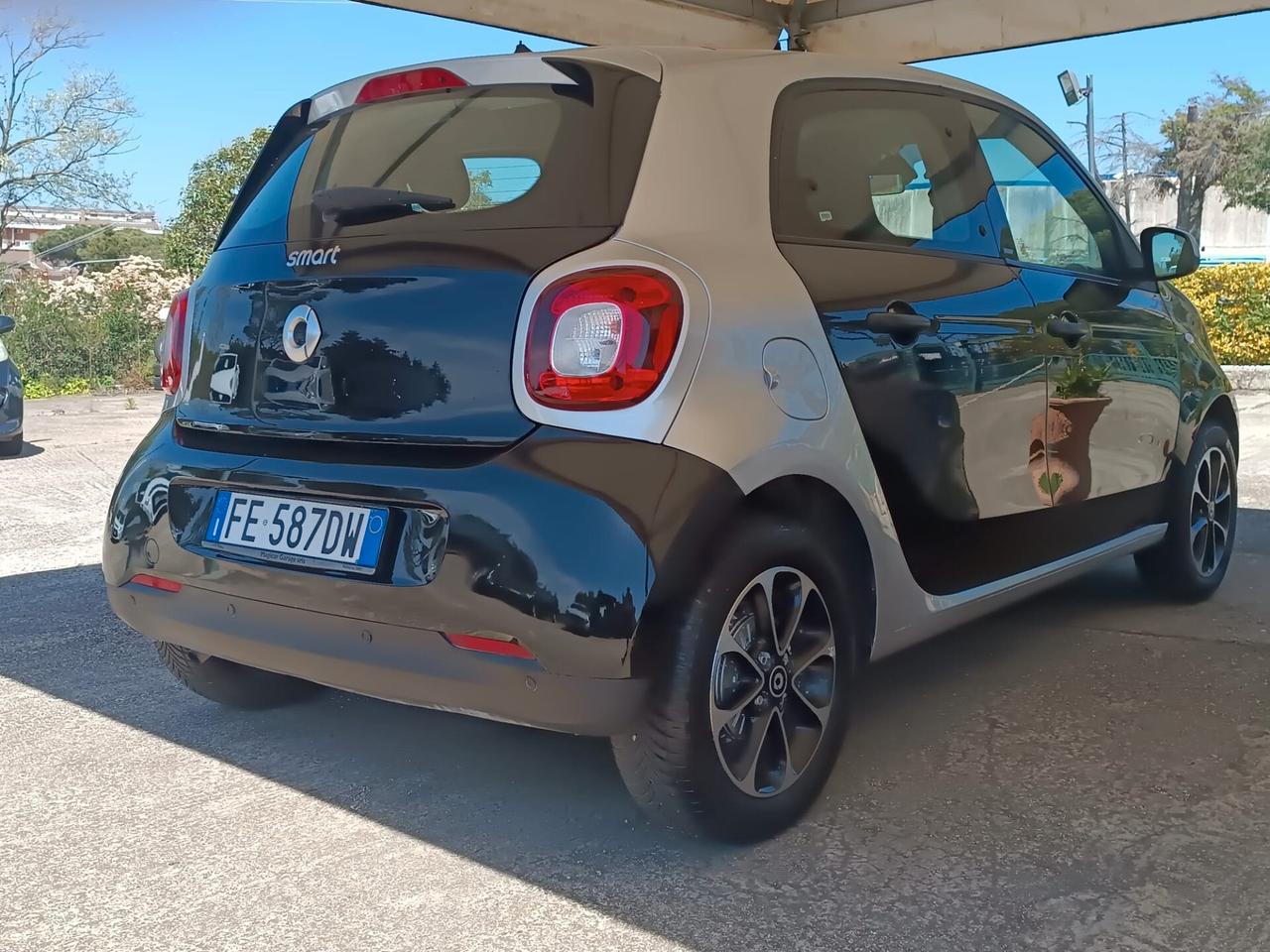 Smart 453 ForFour Km 130.000 2016 Ok Neo Gar Rate