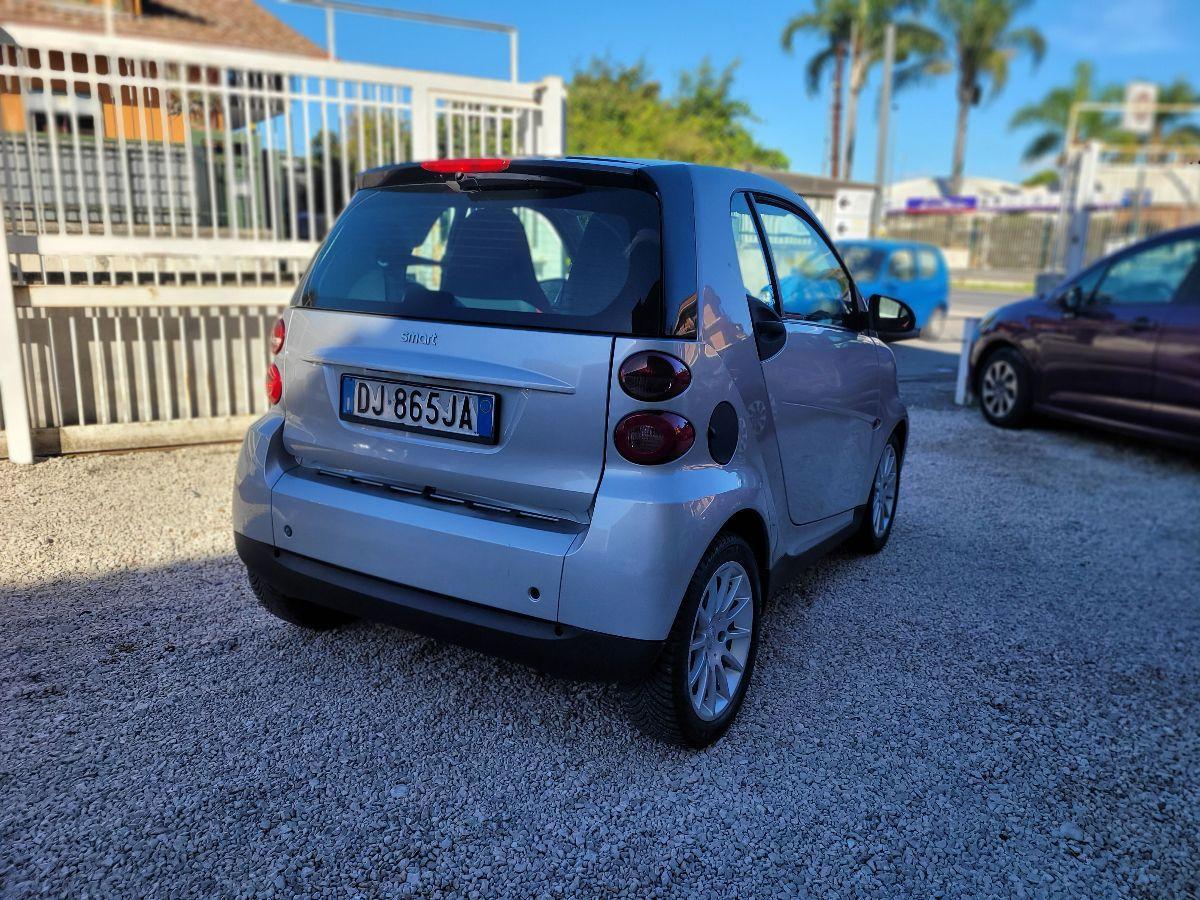 SMART - Fortwo - 1000 52 kW coupé limited one