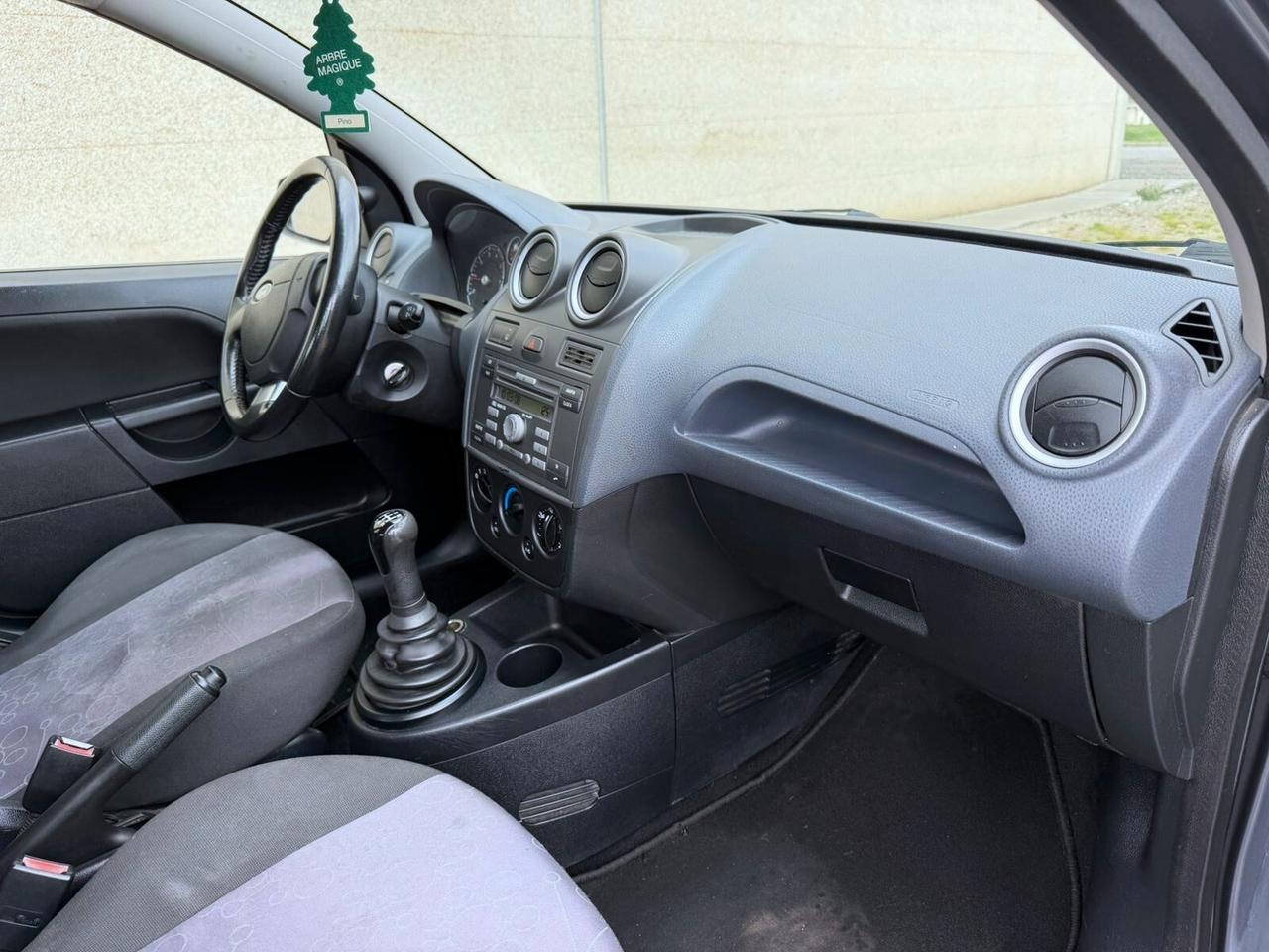 FORD FIESTA 1.2 BENZINA 75 CV