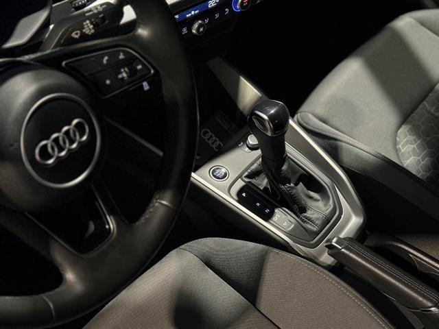 AUDI A1 SPB 30 TFSI S tronic S-LINE Identity Black