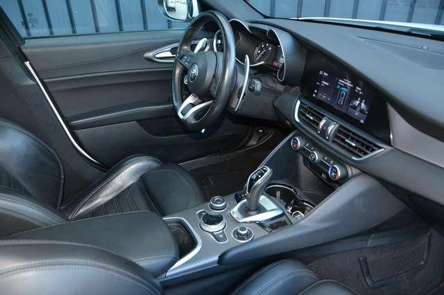 Alfa Romeo Giulia 2.2 t Veloce Q4 210 cv auto * DOPPIO TETTO *