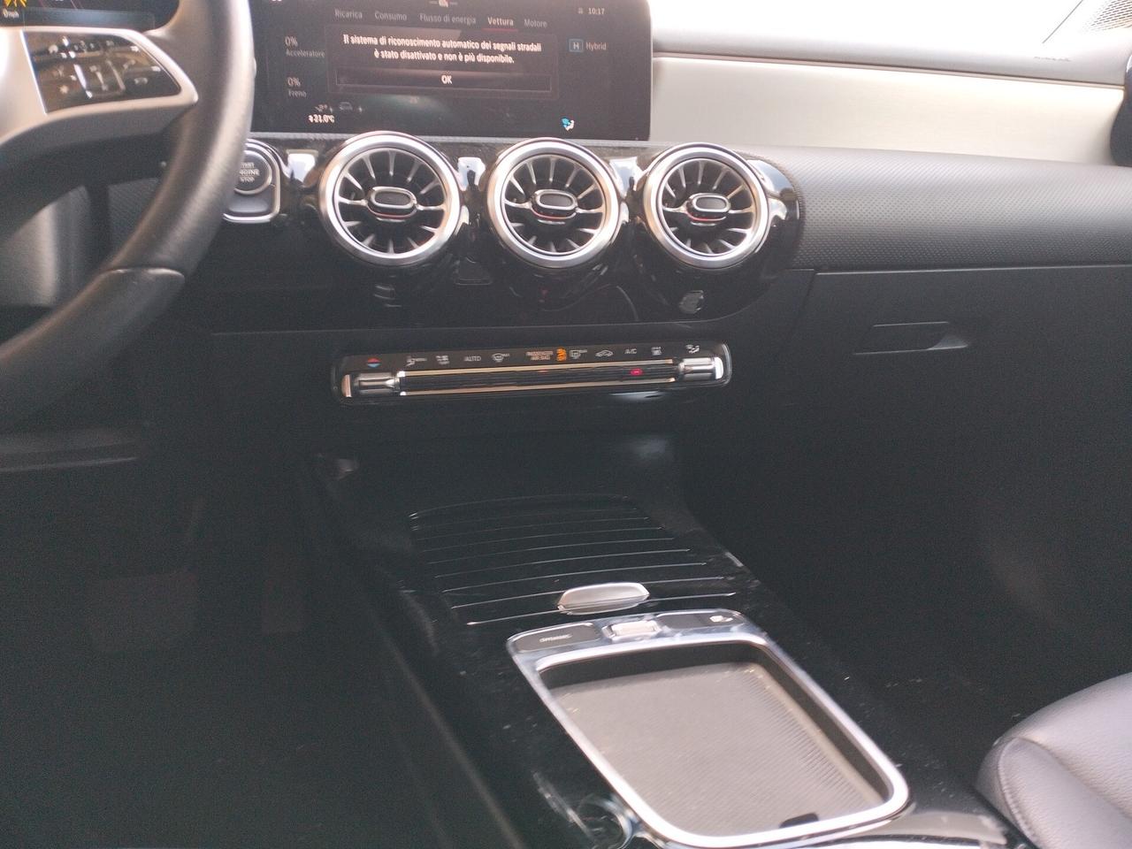 Mercedes-benz A 250 e hybrid EQ Executive - INCIDENTATA
