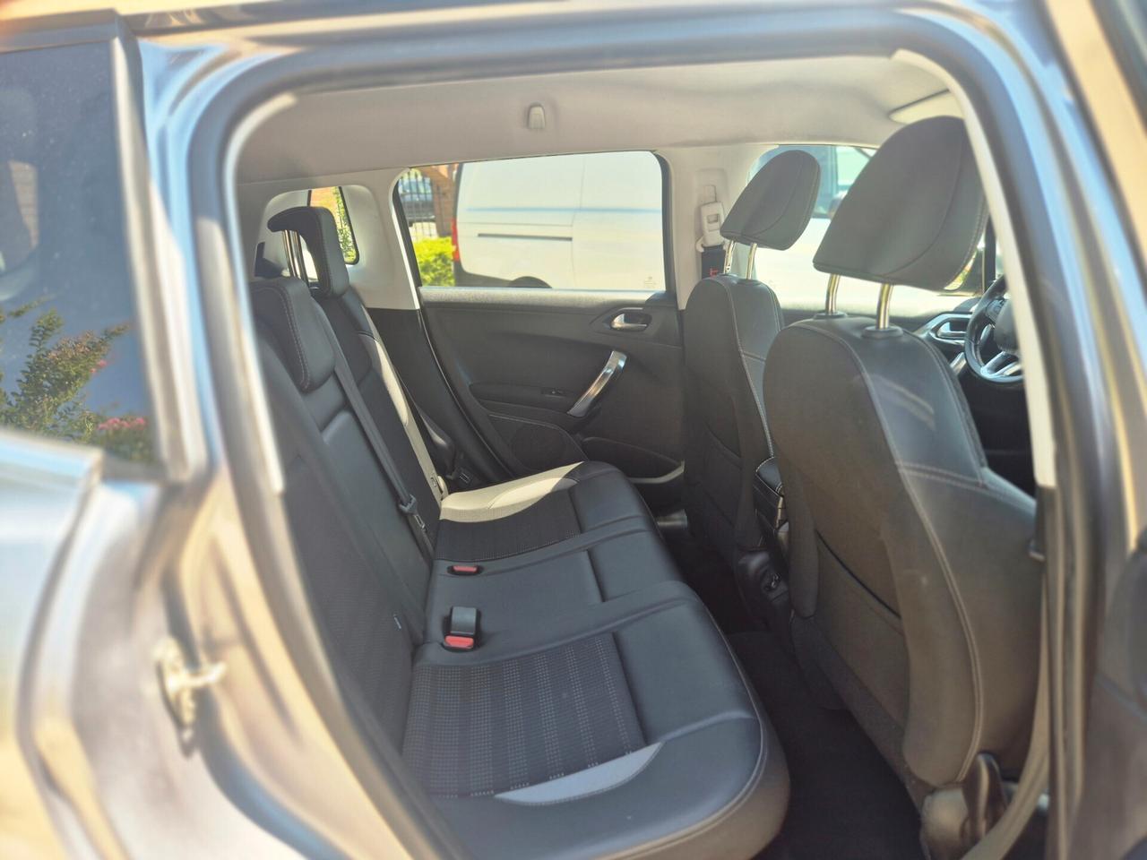 Peugeot 2008, 1.6 /100 CV / EURO6B /2016