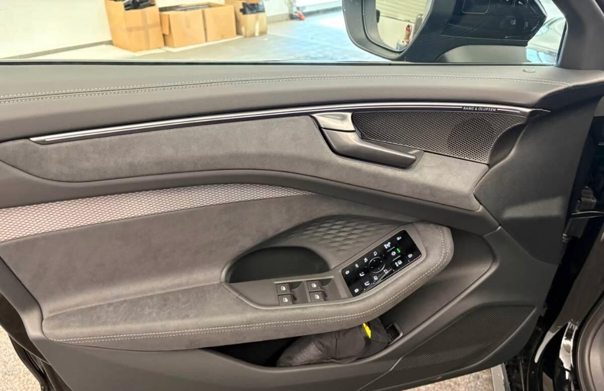 Audi A6 299cv-Tetto- Sosp.Pneumatiche-4 Ruote Sterz-Sedili S Plus