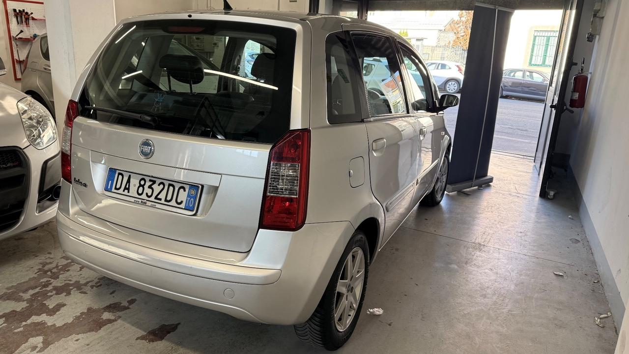 Fiat Idea 1.4 16V Emotion