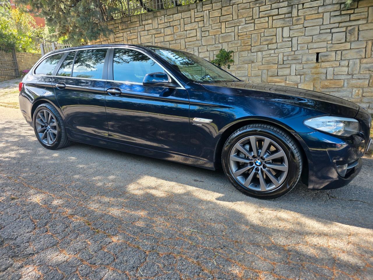 Bmw 530d Touring X Drive