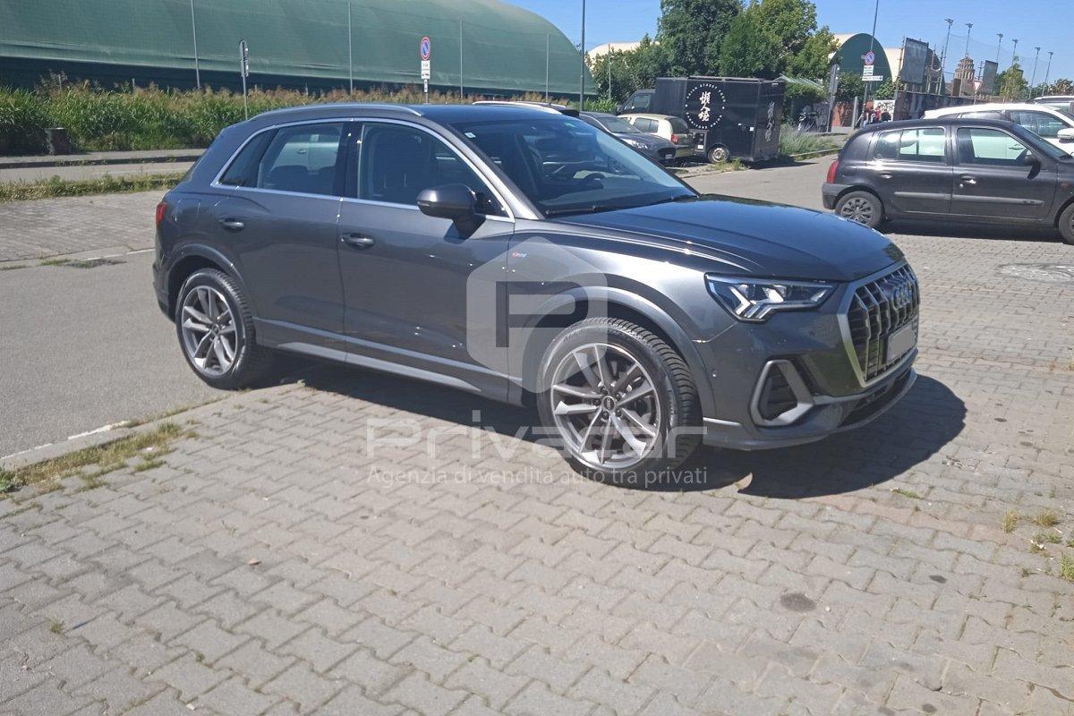 AUDI Q3 40 TFSI quattro S tronic S line edition