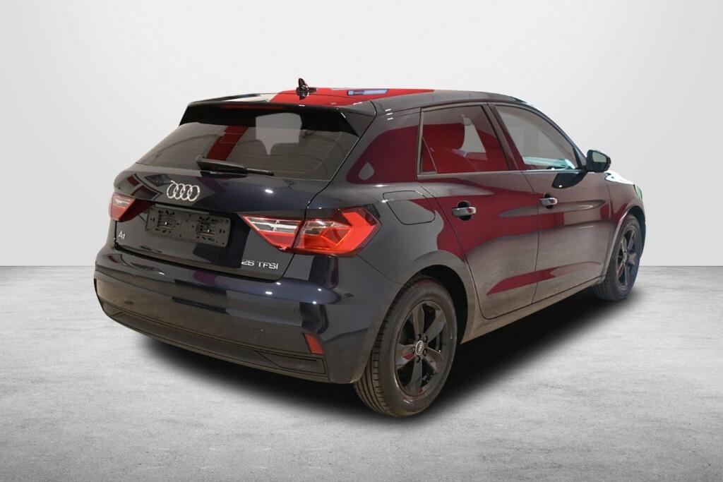 Audi A1 citycarver 25 TFSI Admired
