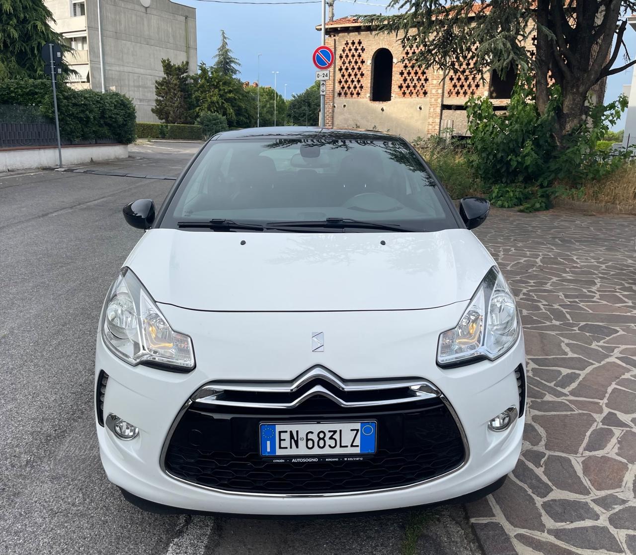 Ds DS3 DS 3 1.6 e-HDi 90 airdream Just Black