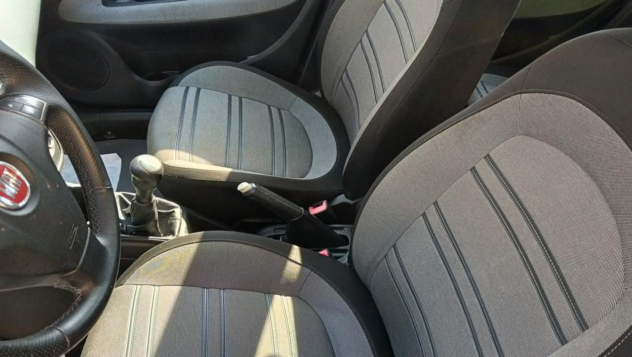 FIAT PUNTO 1.3 MTJ-2010